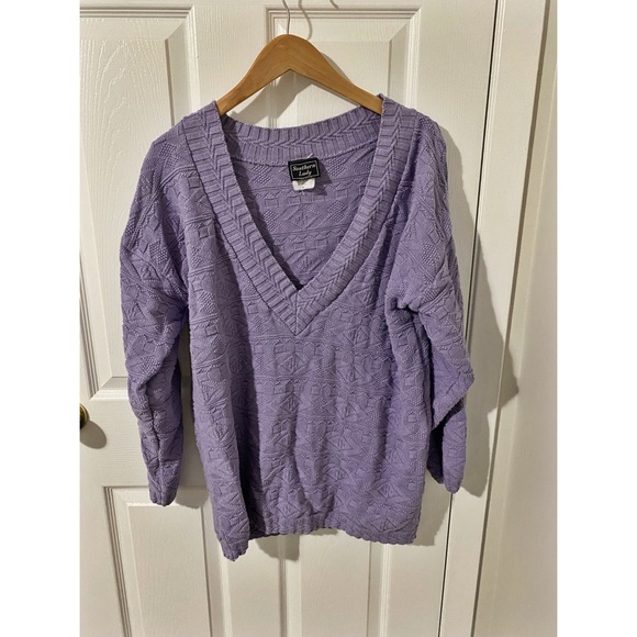 (2 for $60) Vintage v-neck sweater - Picture 1 of 2